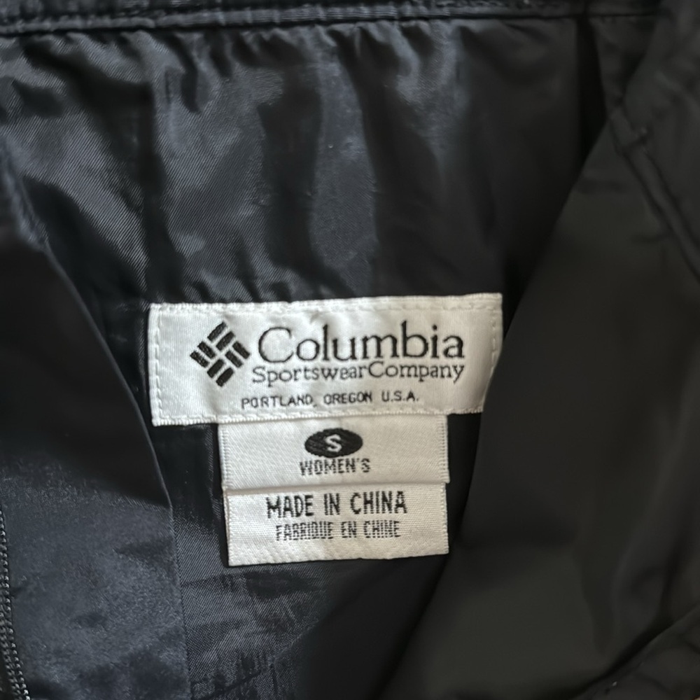 Columbia Sportswear Company black cargo pants size small!! - Picture 9 of 10